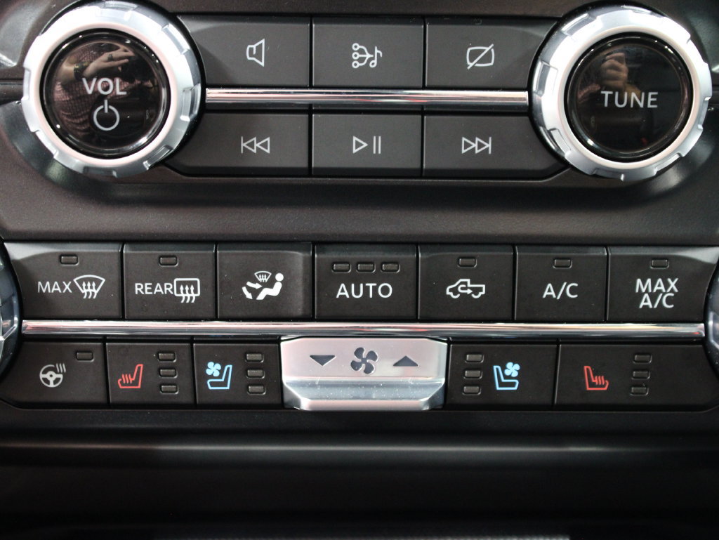 Used 2023 Ford F150 Lariat w/ Equipment Group 502A High AWD/4WD image 71