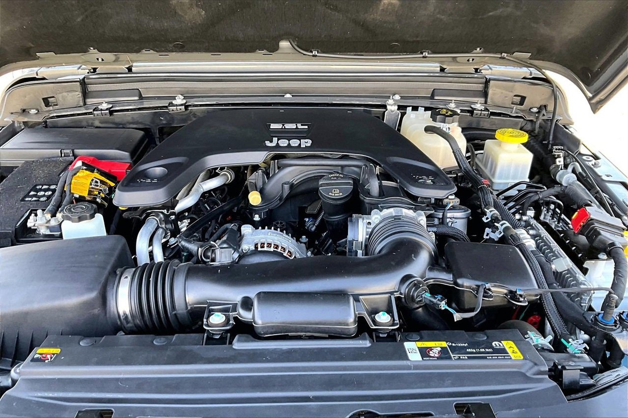 Certified 2021 Jeep Gladiator Sport image 34