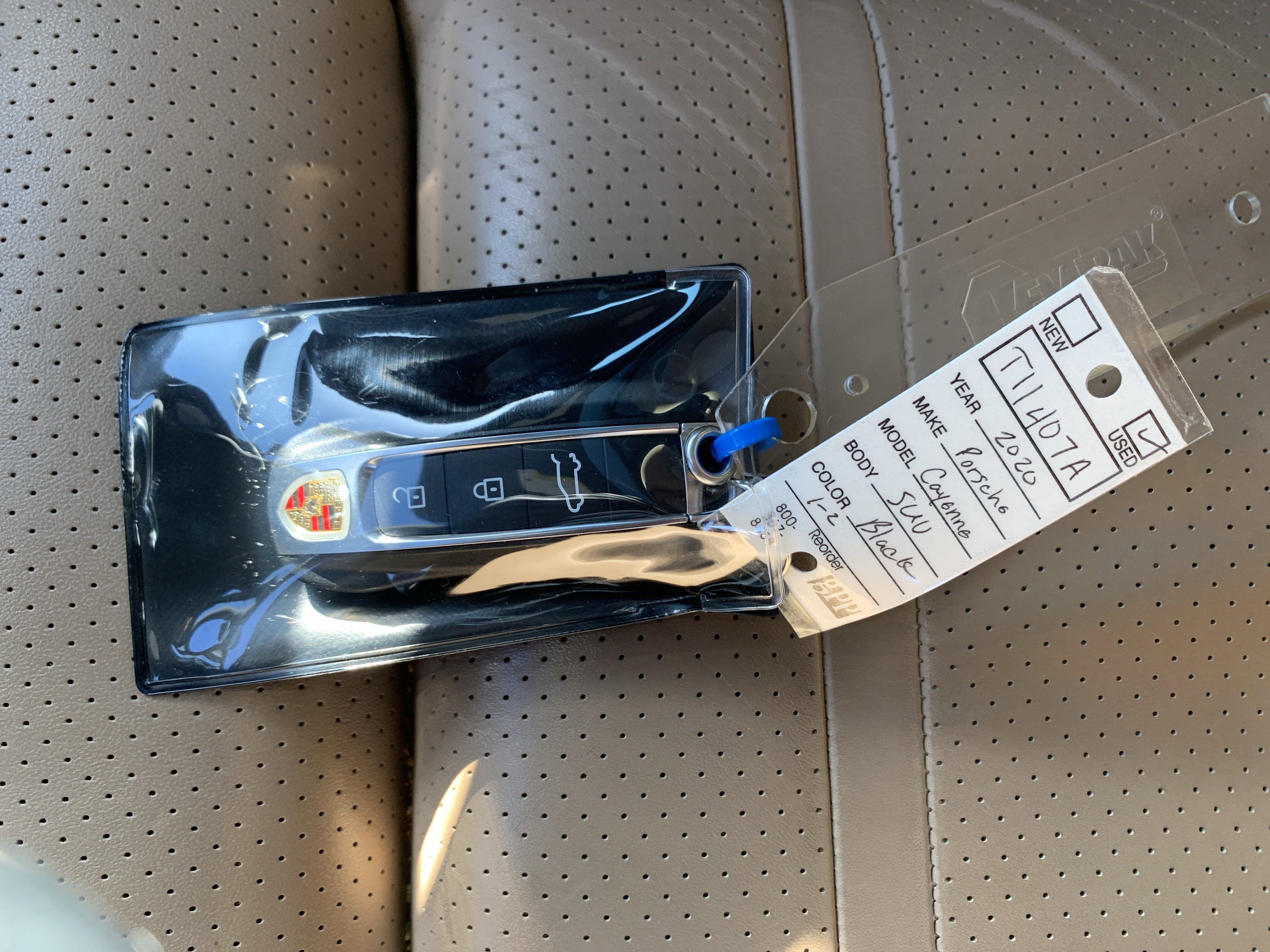 Used 2020 Porsche Cayenne image 37