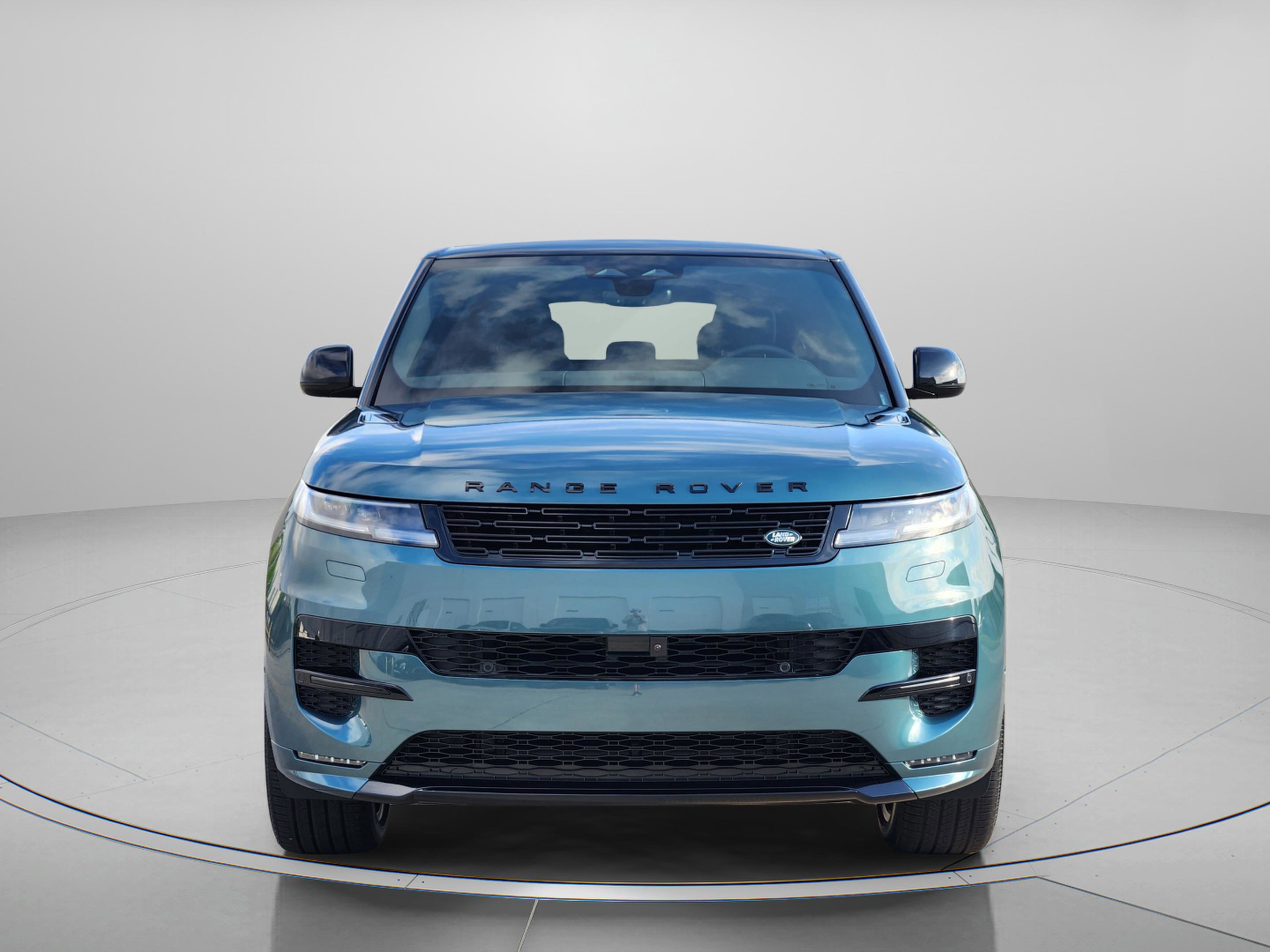 New 2026 Land Rover Range Rover Sport Dynamic SE AWD/4WD image 6