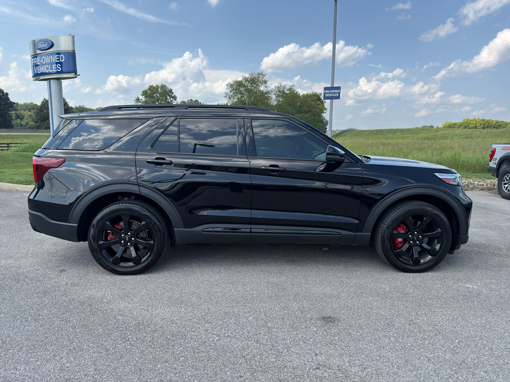 Certified 2023 Ford Explorer ST w/ Equipment Group 401A AWD/4WD image 4