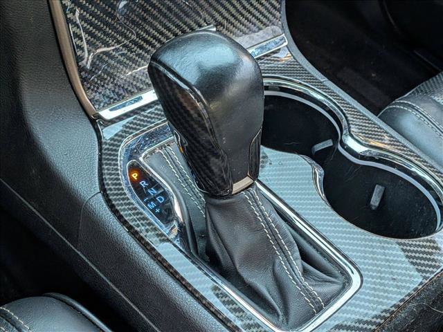 Used 2017 Jeep Grand Cherokee Overland image 14