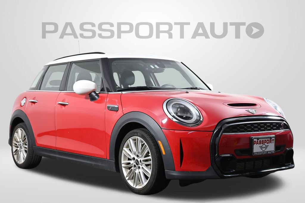 Used 2024 MINI Cooper S image 3