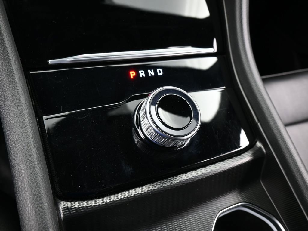 Used 2024 Jeep Grand Cherokee Limited RWD image 29