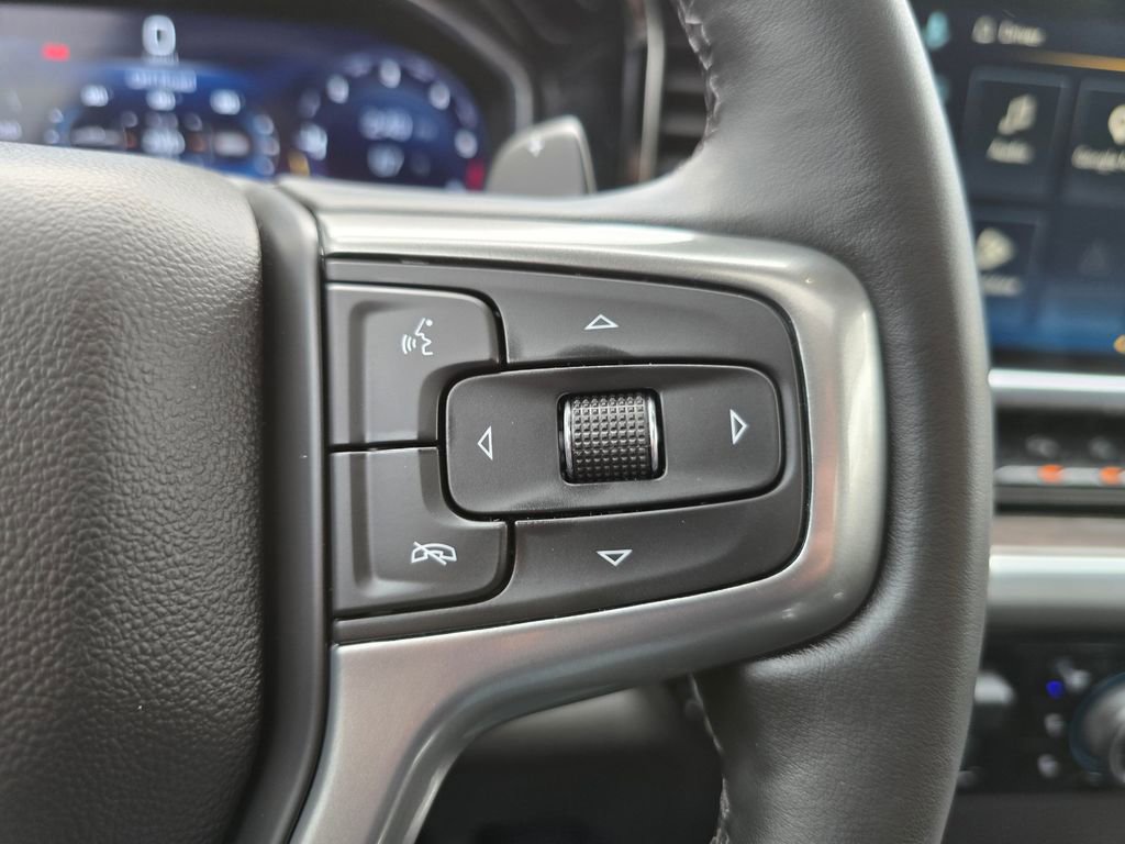 Used 2025 Chevrolet Silverado 1500 LTZ w/ LTZ Premium Package AWD/4WD image 38