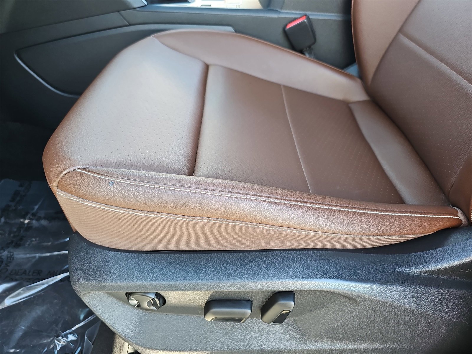 Used 2021 Volkswagen Atlas SE w/ Panoramic Sunroof Package image 32