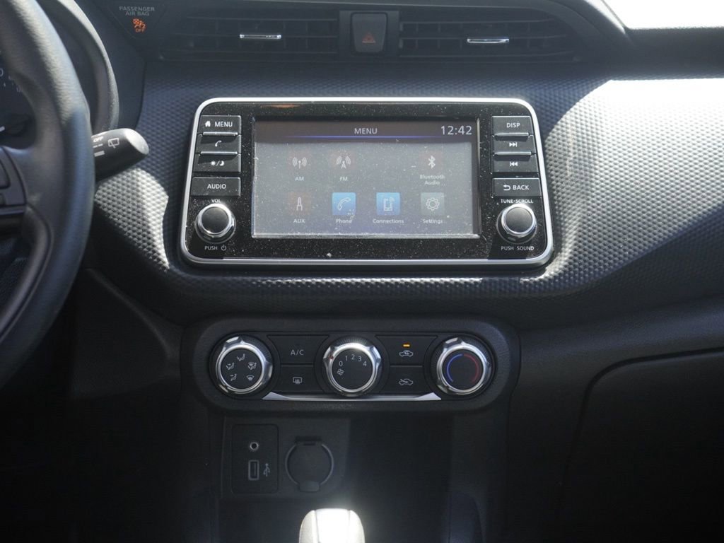 Certified 2024 Nissan Kicks S image 21