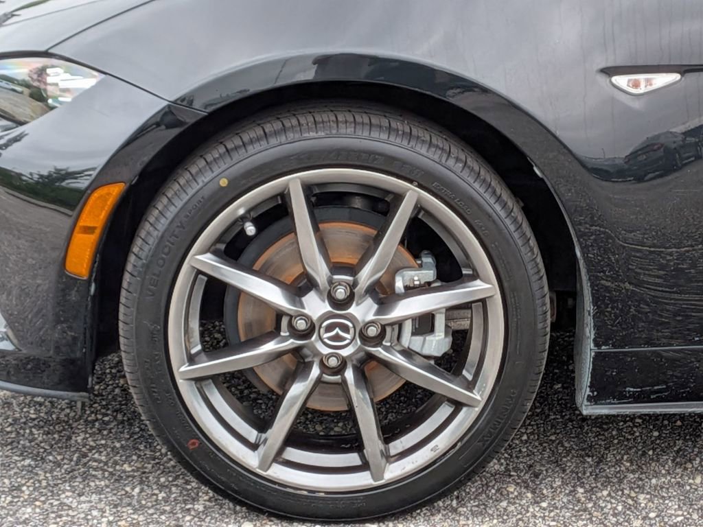 Used 2021 MAZDA MX-5 Miata Grand Touring RWD image 13