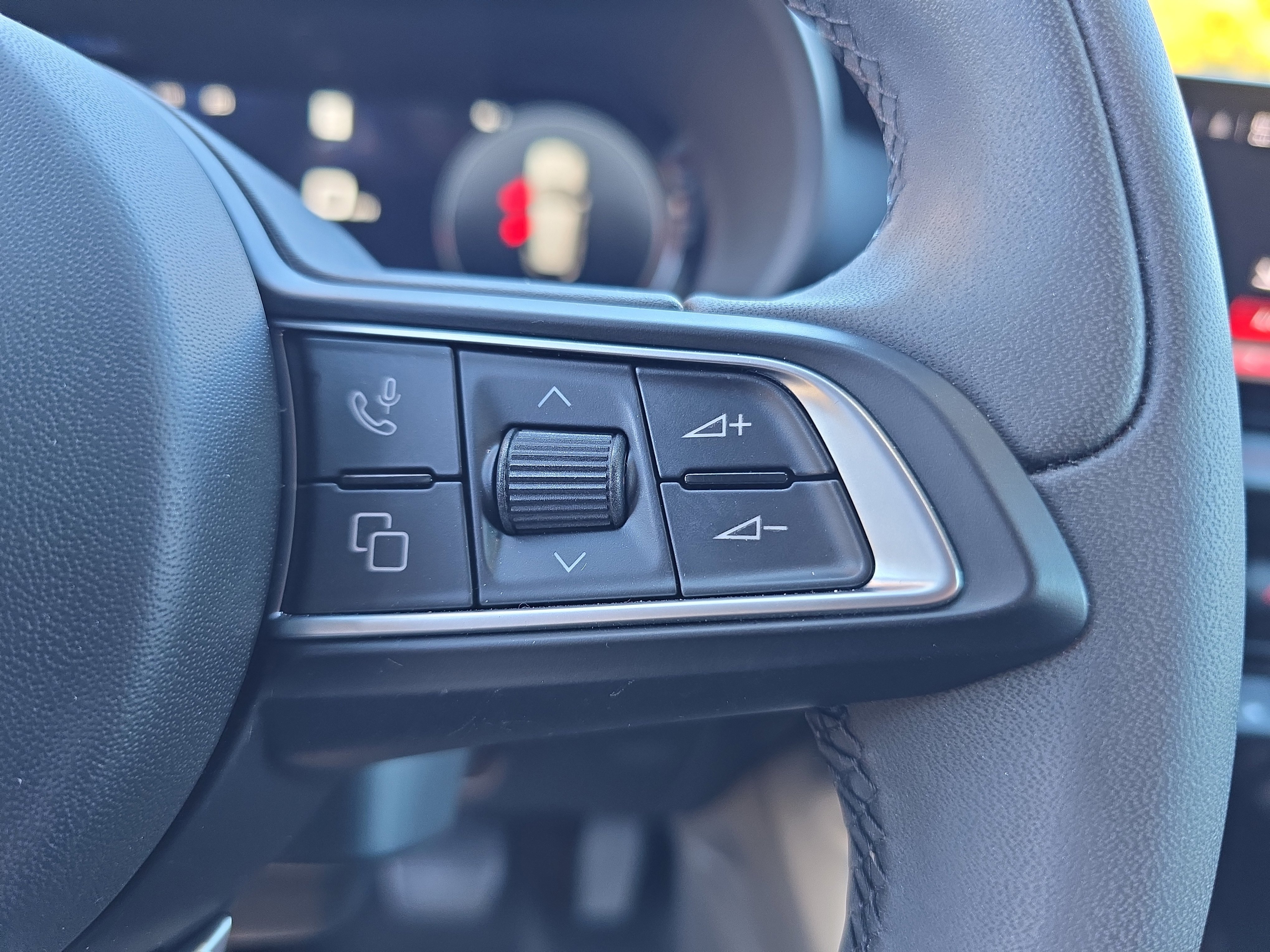 Used 2023 Dodge Hornet GT w/ GT Blacktop Package image 17