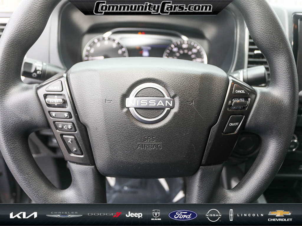 Used 2023 Nissan Frontier SV image 17