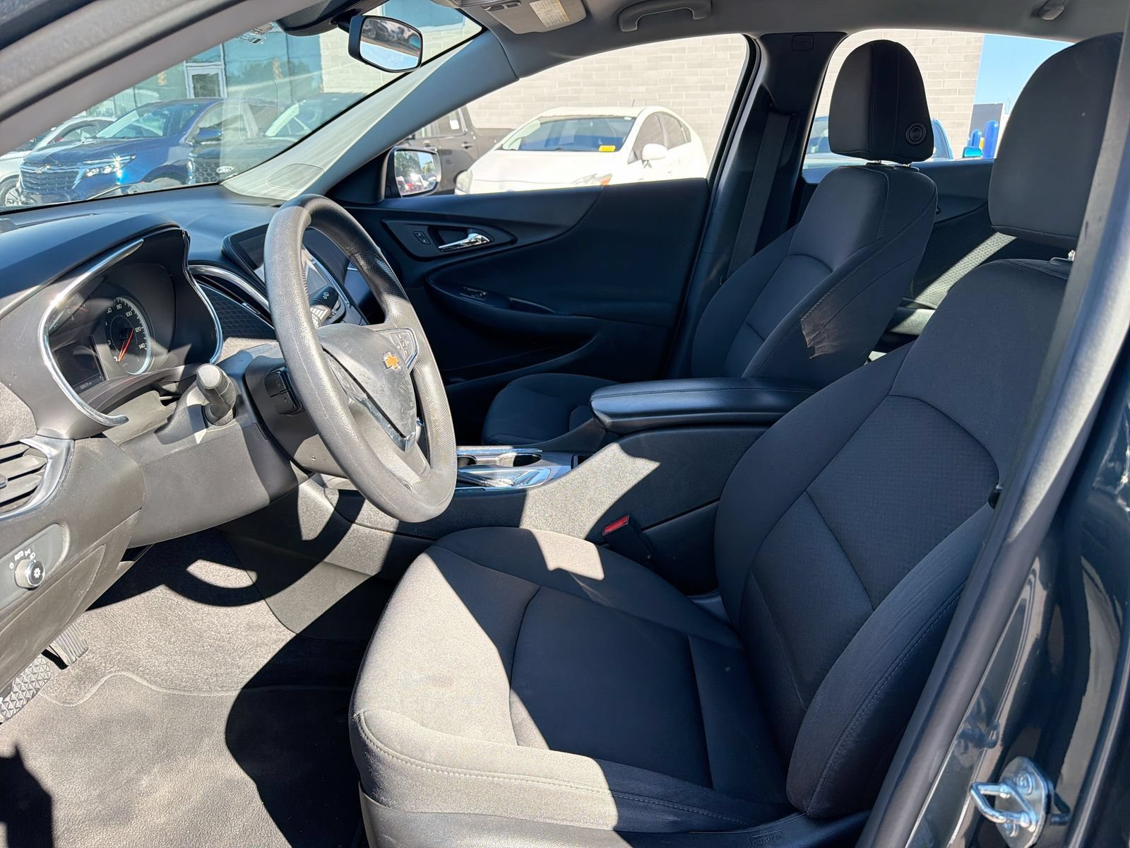 Used 2020 Chevrolet Malibu LT FWD image 13