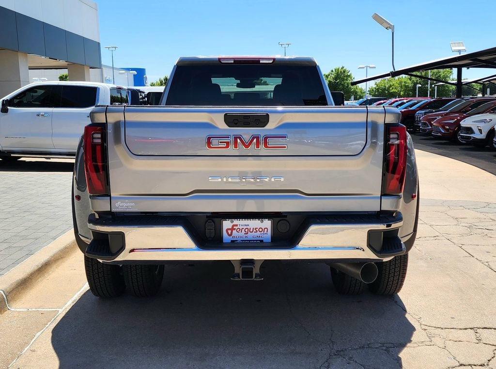 New 2026 GMC Sierra 3500 Pro AWD/4WD image 4