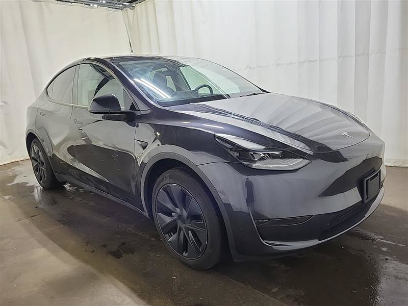 Used 2023 Tesla Model Y Long Range AWD/4WD image 4