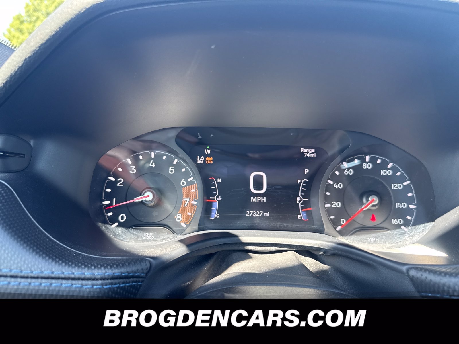 Used 2025 Jeep Compass Latitude w/ Convenience Group AWD/4WD image 9