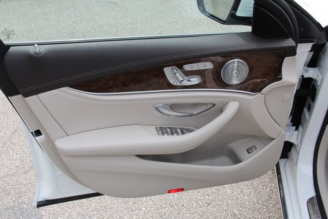 Used 2017 Mercedes-Benz E 300 4MATIC image 16