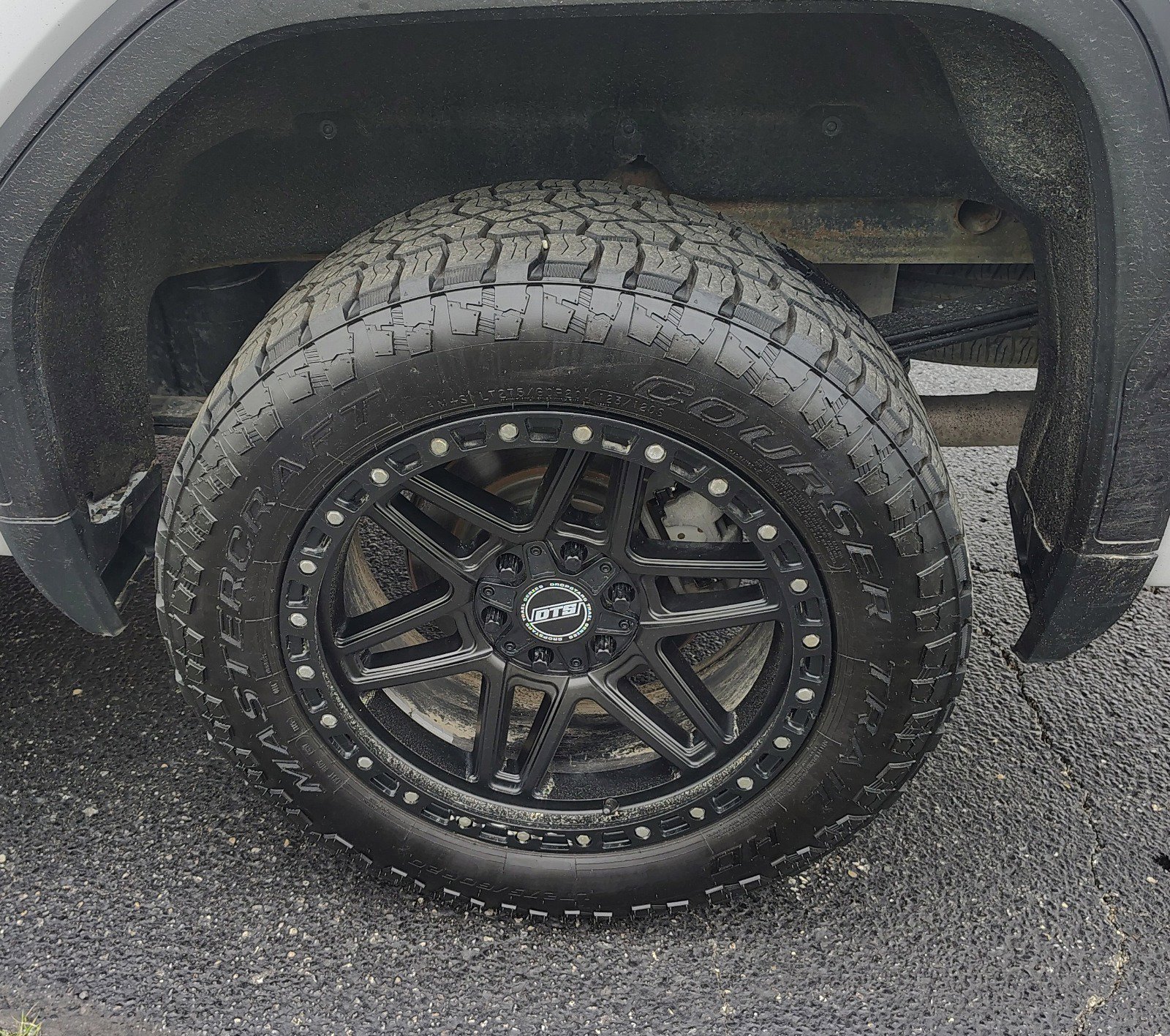 Used 2021 GMC Sierra 1500 SLE AWD/4WD image 14