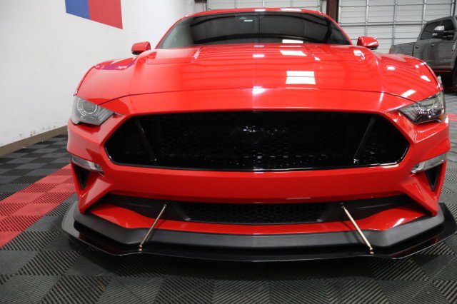 Used 2019 Ford Mustang GT Premium w/ GT Performance Package RWD image 4