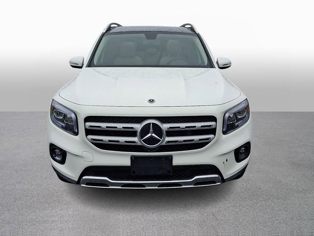 Used 2021 Mercedes-Benz GLB 250 4MATIC image 2