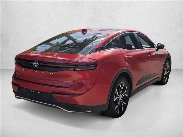 Used 2024 Toyota Crown Limited image 5