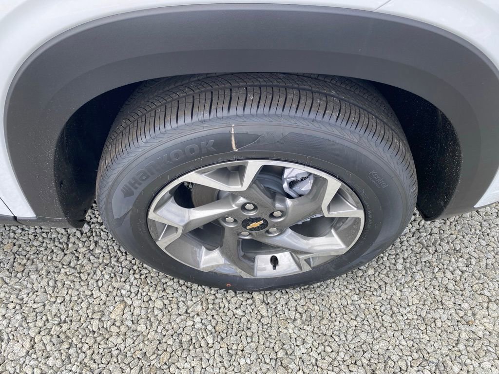 New 2026 Chevrolet Trax LT image 23