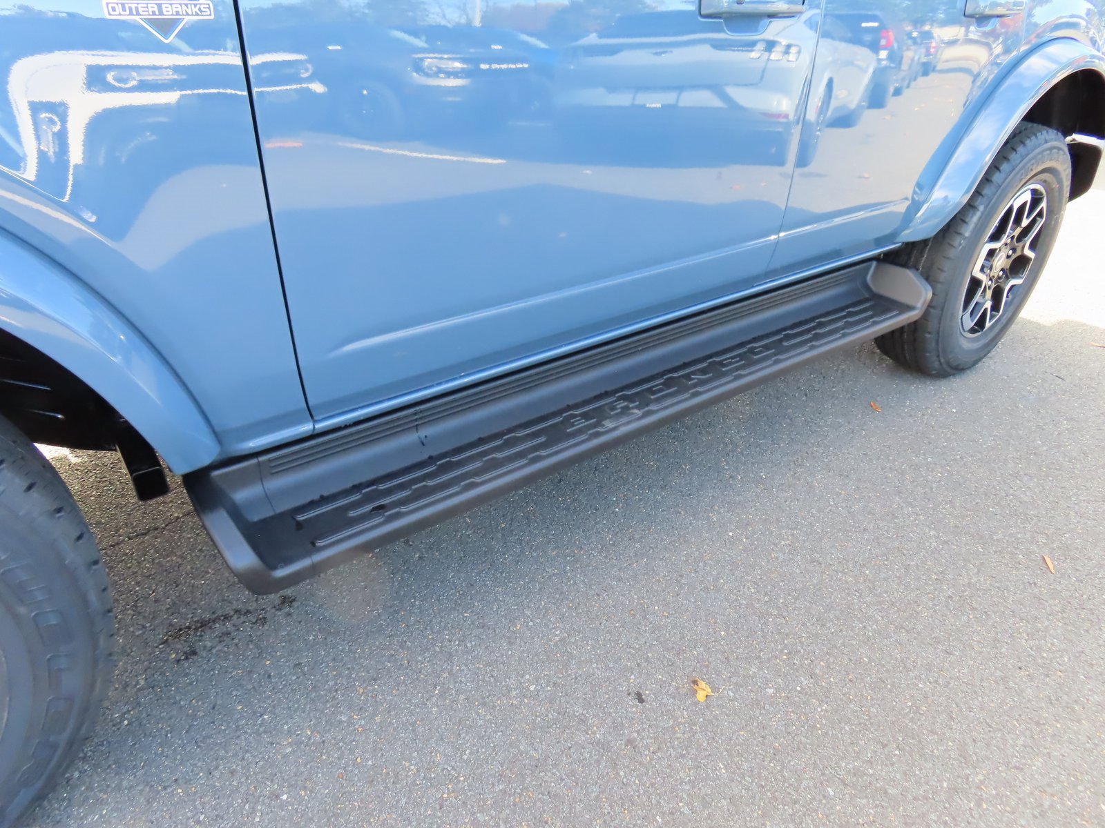 New 2025 Ford Bronco Outer Banks image 7