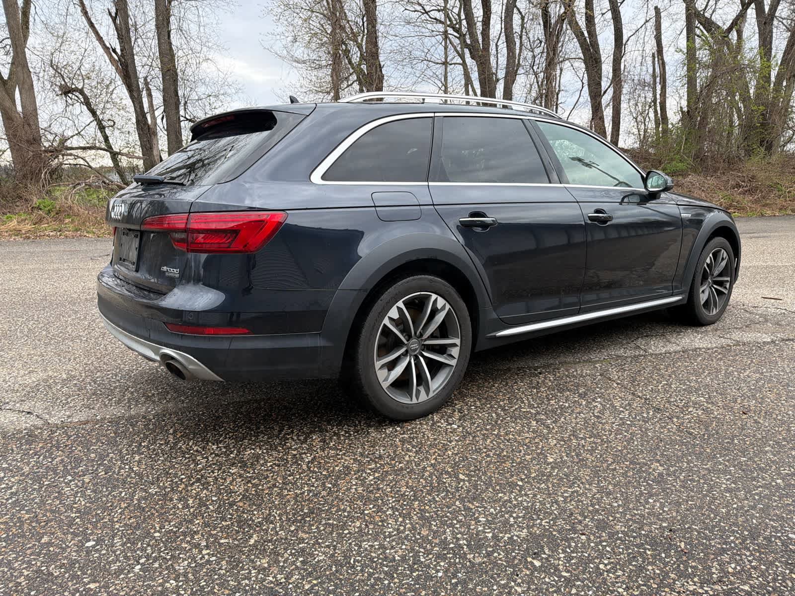 Used 2017 Audi A4 2.0T allroad Premium Plus w/ Technology Package AWD/4WD image 5