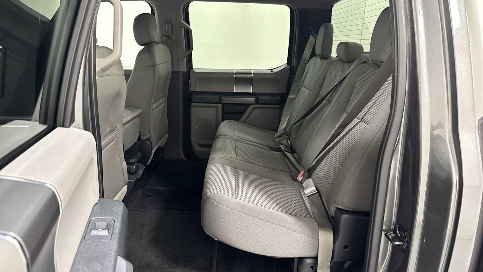 Used 2016 Ford F150 XLT w/ Equipment Group 301A Mid image 23