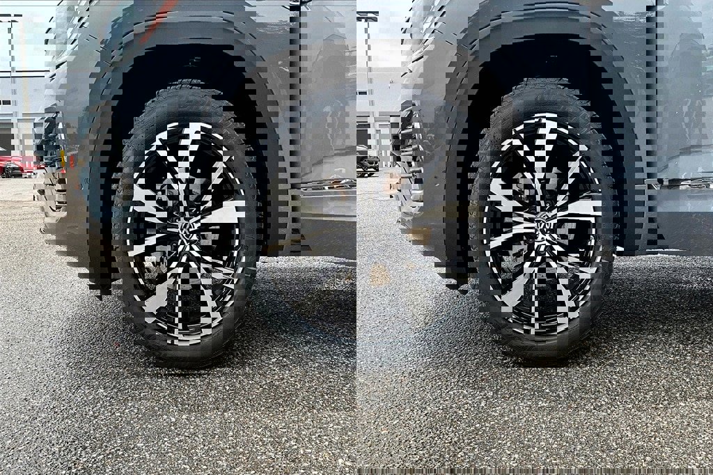 New 2026 Volkswagen Atlas SEL Premium R-Line image 13