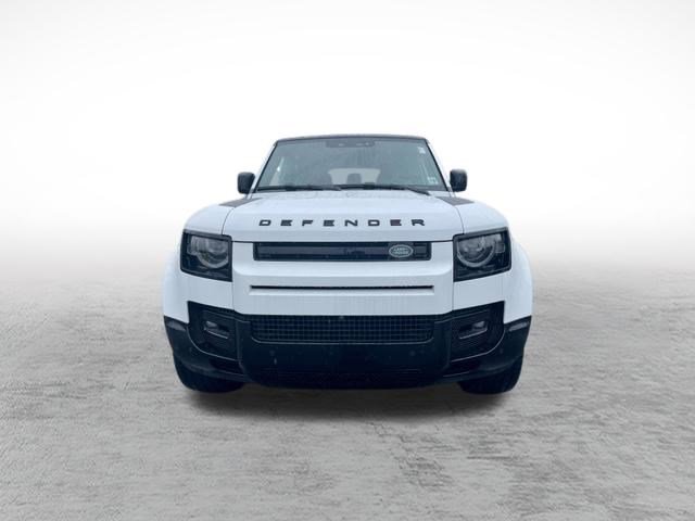 Used 2024 Land Rover Defender 110 X-Dynamic SE image 2