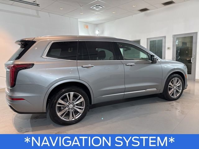 Used 2024 Cadillac XT6 Premium Luxury image 14