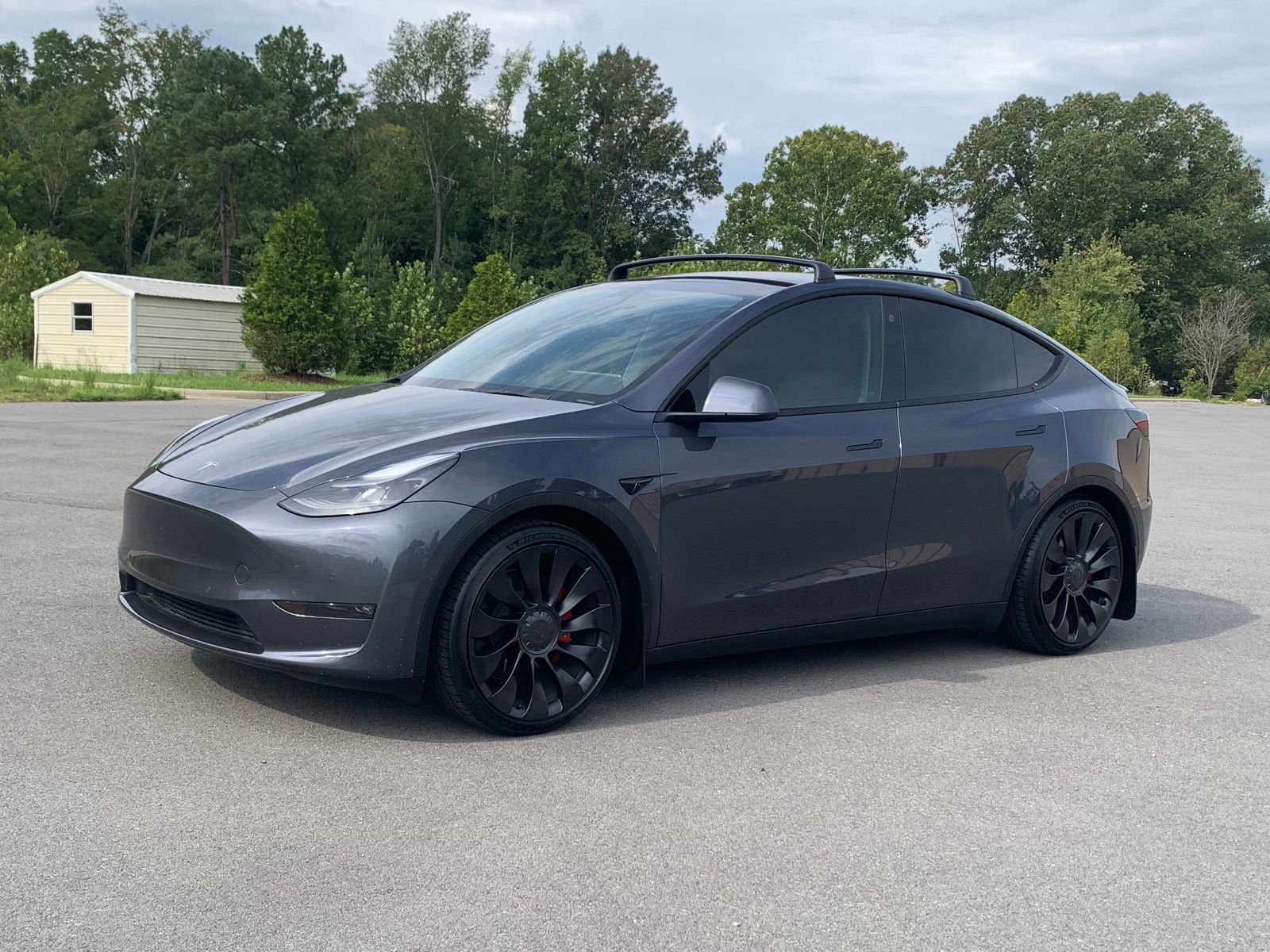 Used 2022 Tesla Model Y Performance image 3