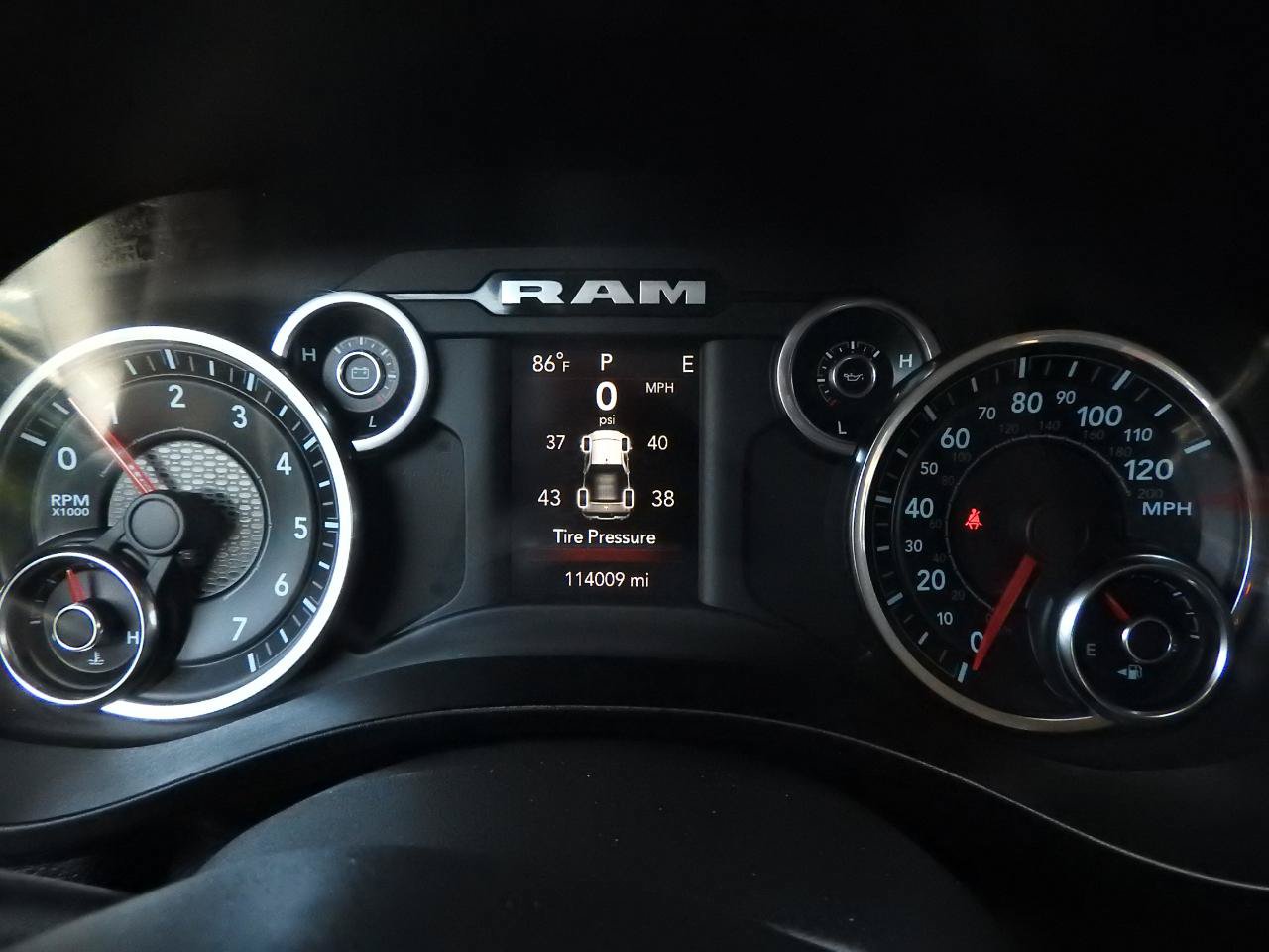 Used 2019 RAM 1500 Big Horn AWD/4WD image 13