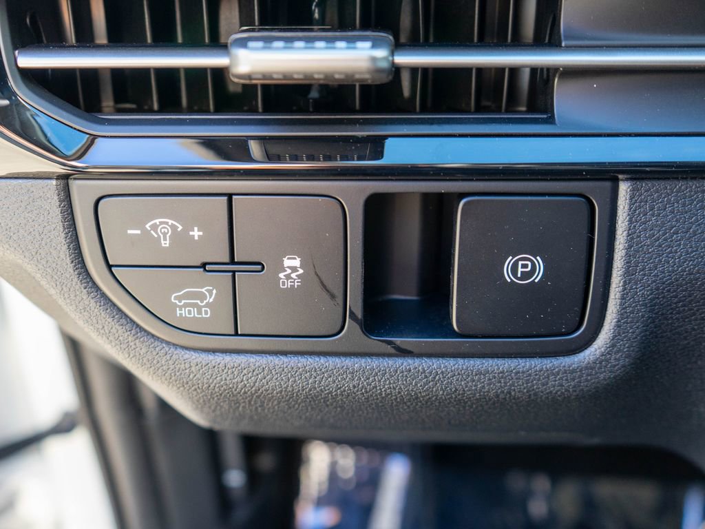 New 2026 Kia Sportage EX AWD/4WD image 17