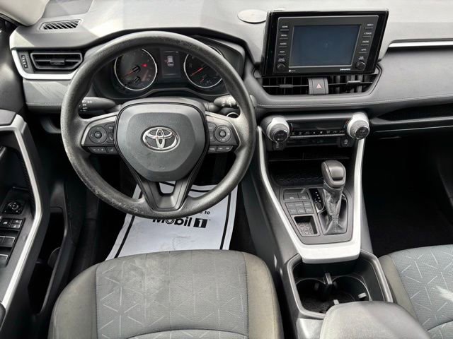 Used 2022 Toyota RAV4 XLE image 16