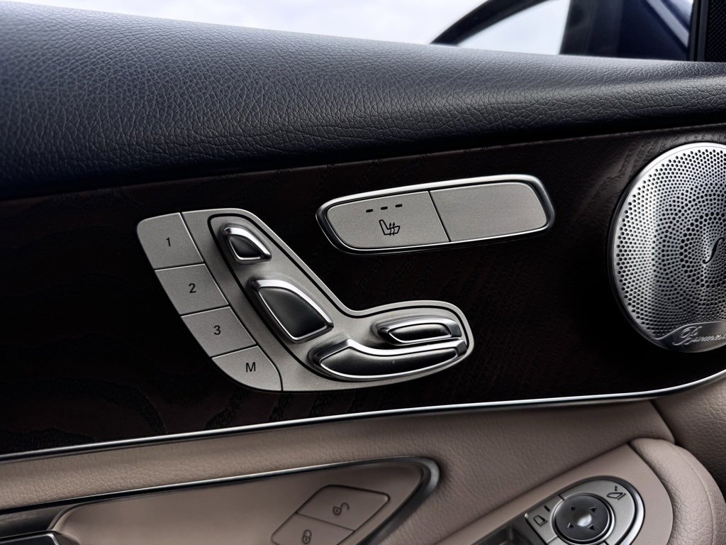 Used 2018 Mercedes-Benz GLC 300 4MATIC image 31