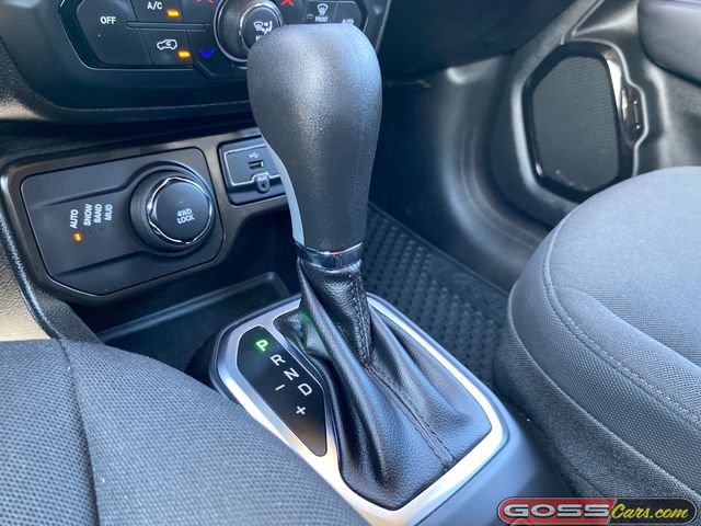 Certified 2023 Jeep Renegade Altitude w/ Convenience Group I AWD/4WD image 8
