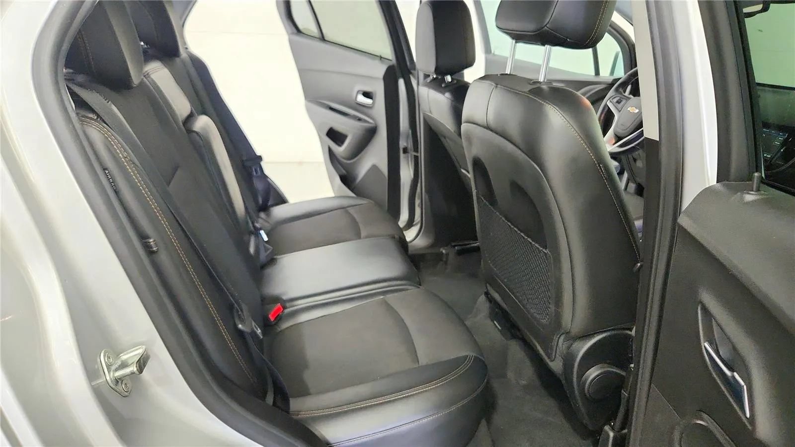 Used 2019 Chevrolet Trax LT w/ Driver Confidence Package FWD image 37