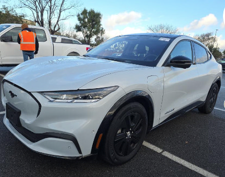 Used 2021 Ford Mustang Mach-E California Route 1 RWD image 21