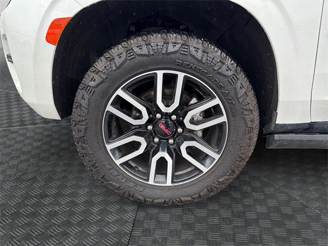 Used 2021 GMC Yukon AT4 w/ AT4 Premium Plus Package image 14