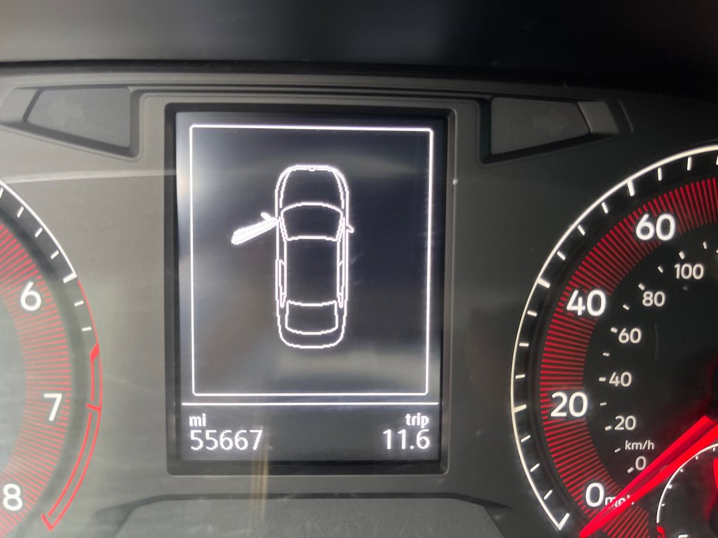 Used 2019 Volkswagen Jetta S w/ Driver Assistance Package image 8