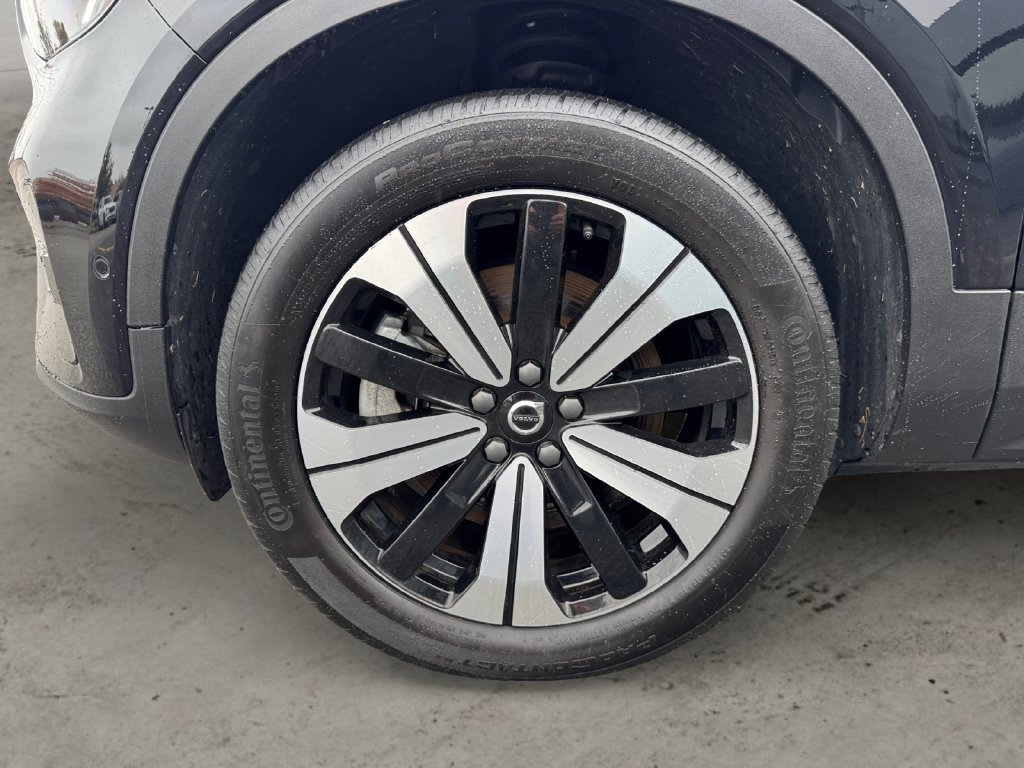 Certified 2023 Volvo XC40 Recharge Plus AWD/4WD image 9