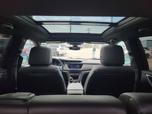 Used 2022 Cadillac XT5 Premium Luxury w/ Technology Package AWD/4WD image 20