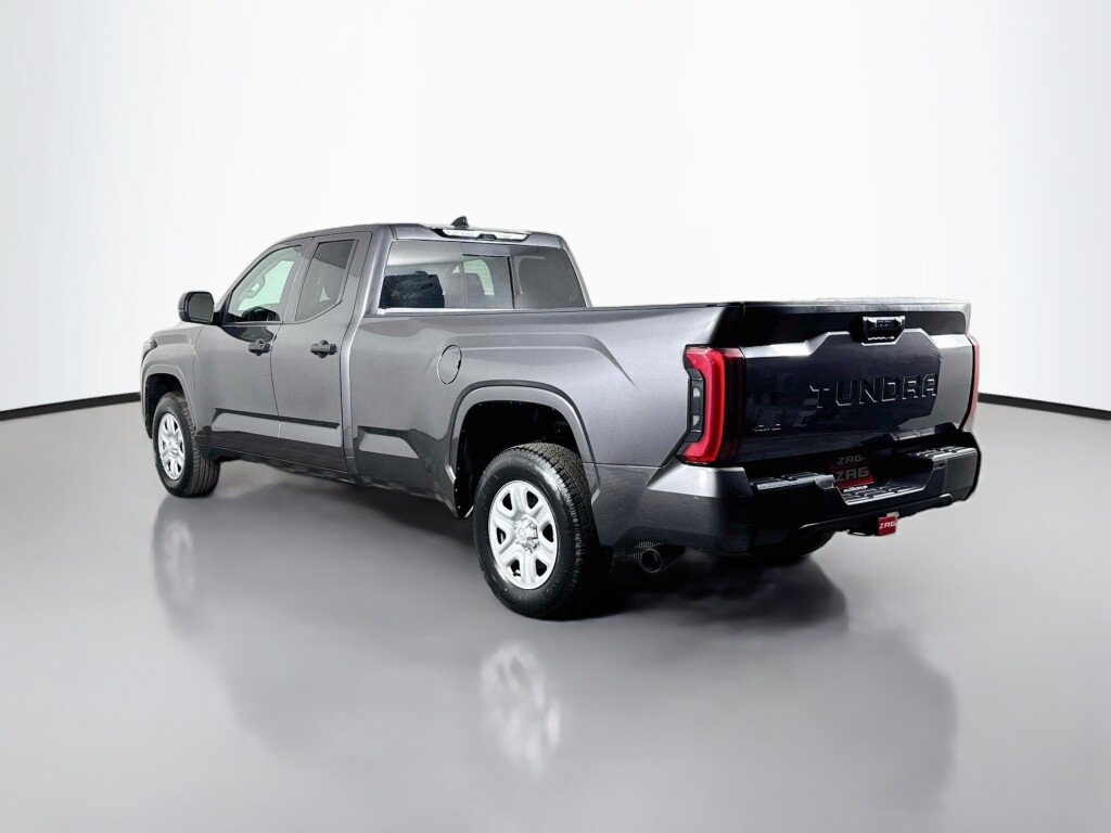 Used 2022 Toyota Tundra SR w/ SR Tow Package AWD/4WD image 3
