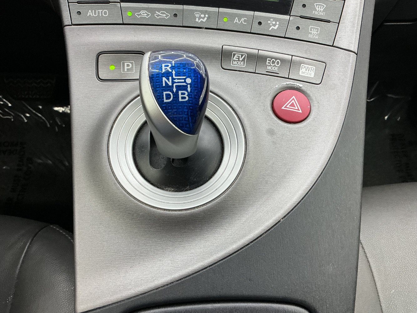Used 2015 Toyota Prius Two FWD image 36