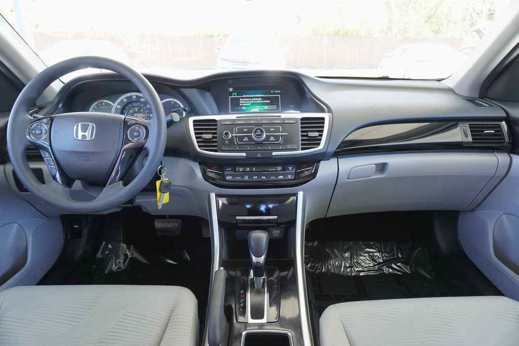Used 2017 Honda Accord LX image 11