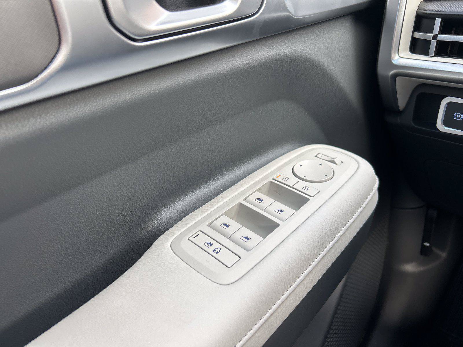 New 2027 Hyundai Santa Fe SEL AWD/4WD image 11