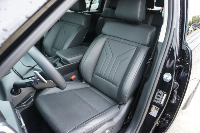 Used 2026 Hyundai Santa Fe SEL FWD image 17