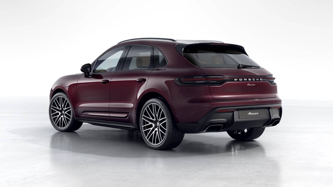 New 2026 Porsche Macan AWD/4WD image 3