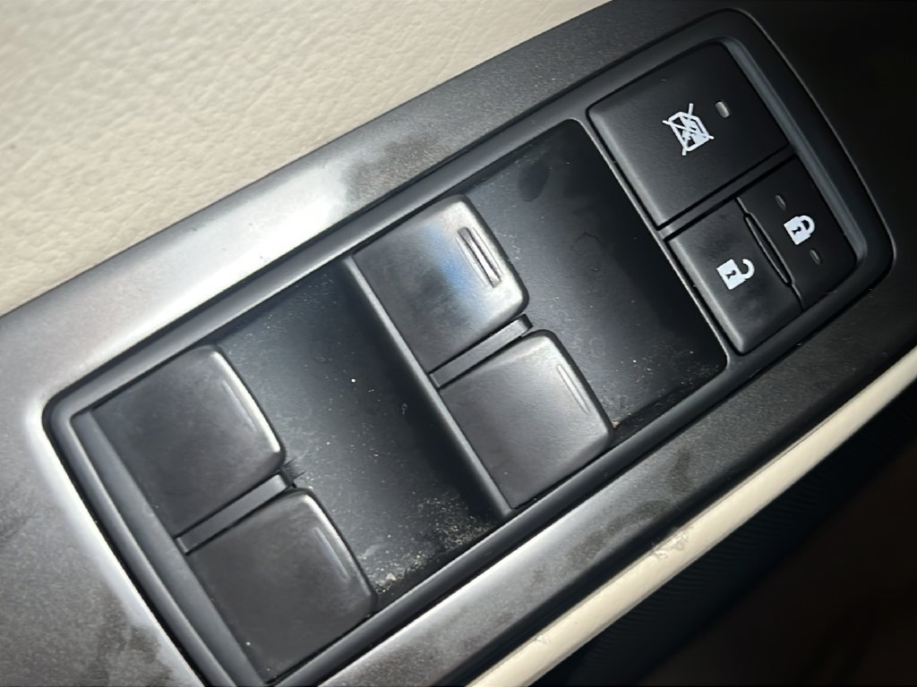 Used 2022 Lexus GX 460 Premium w/ Premium Package AWD/4WD image 20