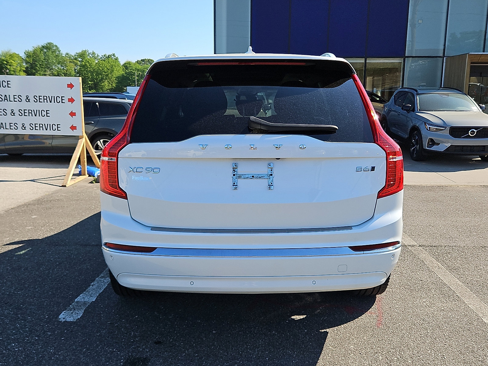 Used 2023 Volvo XC90 B6 Plus w/ Protection Package Premier AWD/4WD image 5